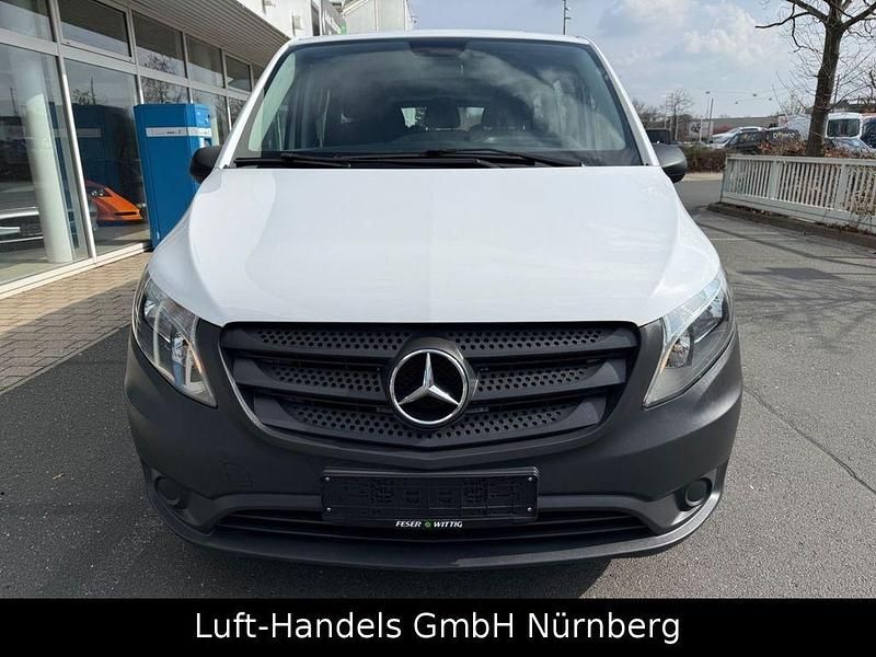 Gebraucht Mercedes Vito 163 PS (119 kW) 2016 Arktikweiss Van