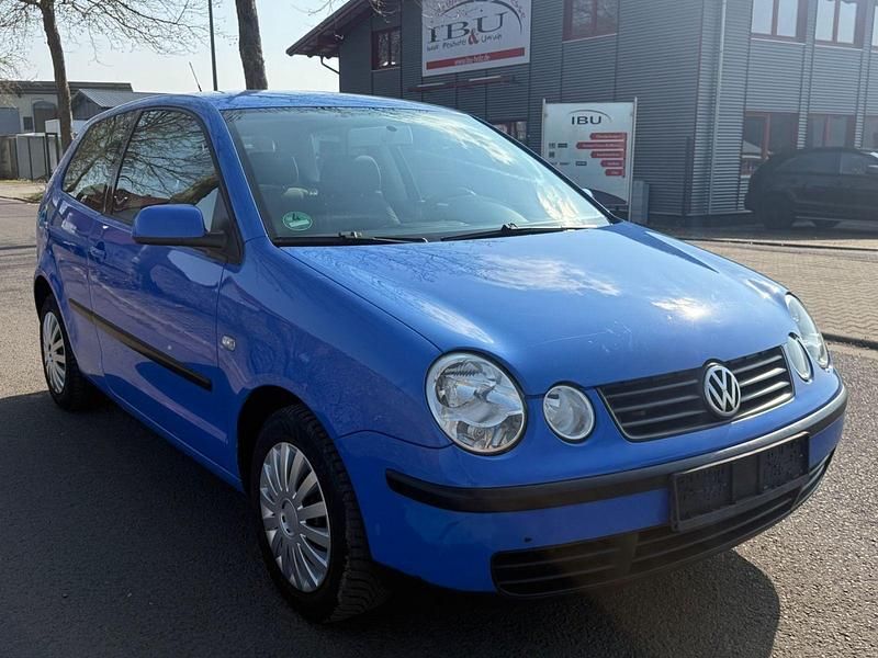 Gebraucht VW Polo Basis 64 PS (47 kW) 2003 Blau Limousine