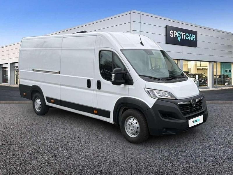 Gebraucht Opel Movano 165 PS (121 kW) 2024 Cassablanca weiss Van