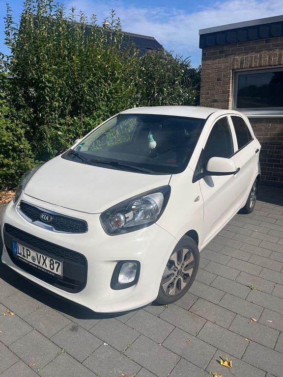 Weiß Gebraucht 2016 Kia Picanto DREAM-TEAM Edition Kleinwagen | 5.100 € (Guter Preis) - Bild 1/4