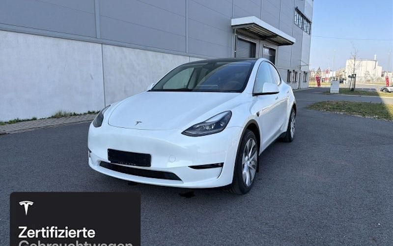 Gebraucht Tesla Model Y 273 kW (372 PS) 2023 Weiß SUV
