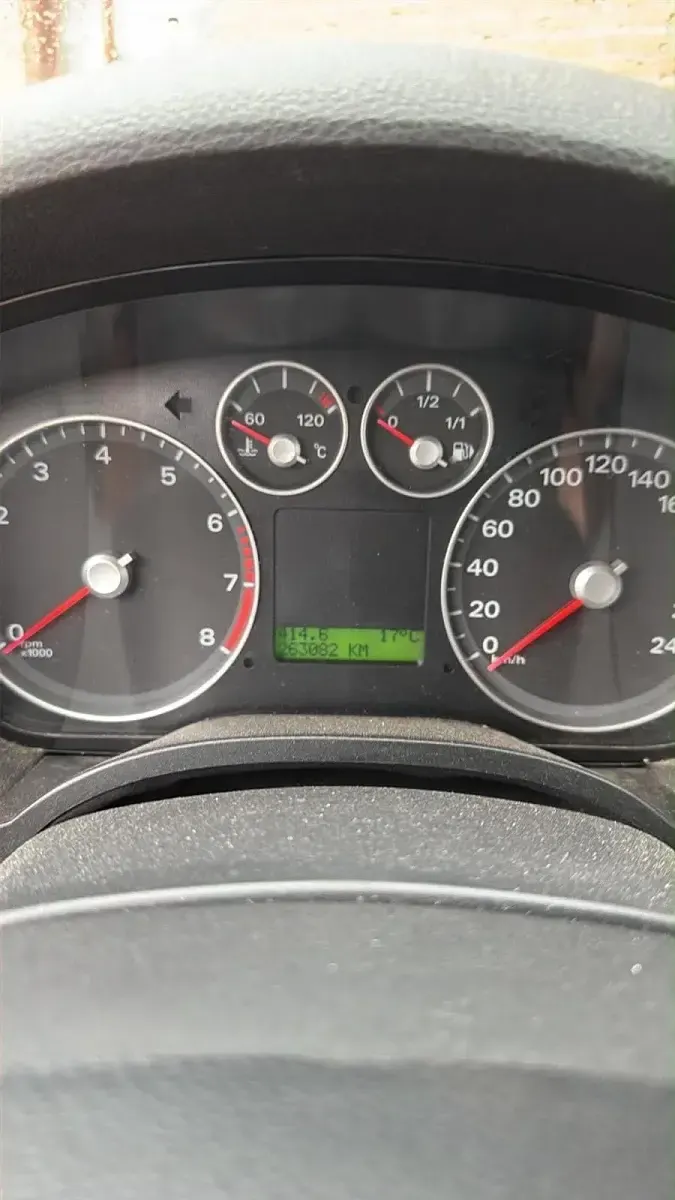 Gebraucht Ford C-MAX 105 PS (77 kW) 2006 Blau Van / Kleinbus