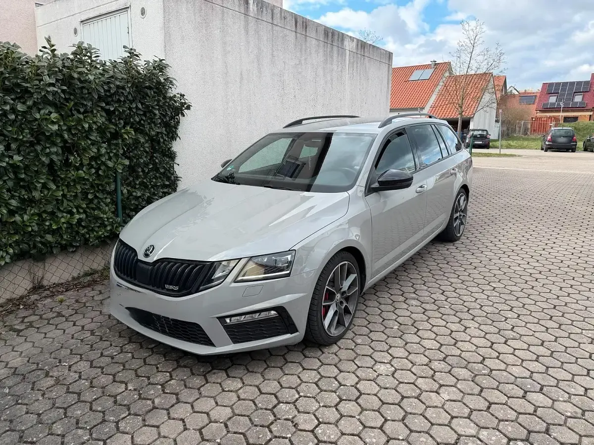 Gebraucht Skoda Octavia RS 245 PS (180 kW) 2019 Grau Kombi