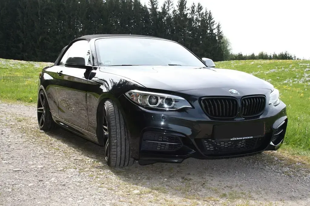 Używany BMW M235 Performance 326 KM (239 kW) 2014 Czarny Kabriolet