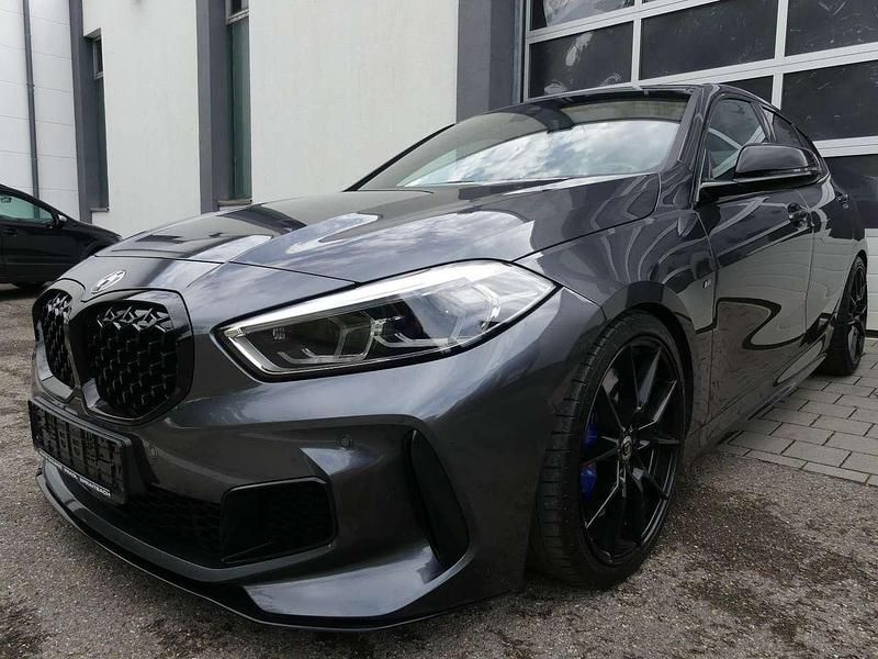 Mineralgrau Gebraucht 2020 BMW 135 Kleinwagen | 34.900 € (Etwas zu teuer) - Bild 1/4