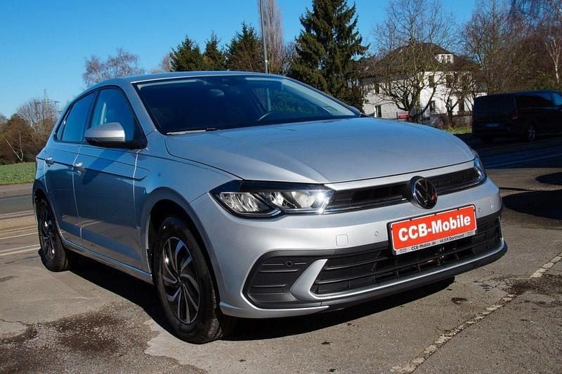 Gebraucht VW Polo Life 95 PS (69 kW) 2025 Silber Kleinwagen