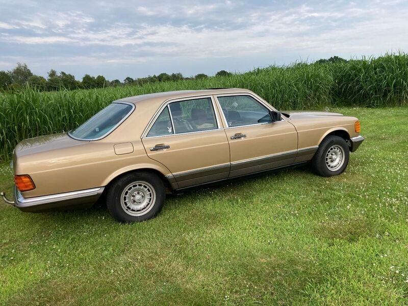 Gold Gebraucht 1982 Mercedes 380 SE Limousine | 14.950 € - Bild 1/4