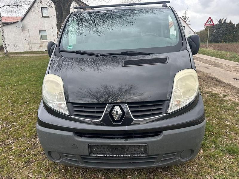 Gebraucht Renault Trafic 114 PS (83 kW) 2009 Schwarz Van / Kleinbus