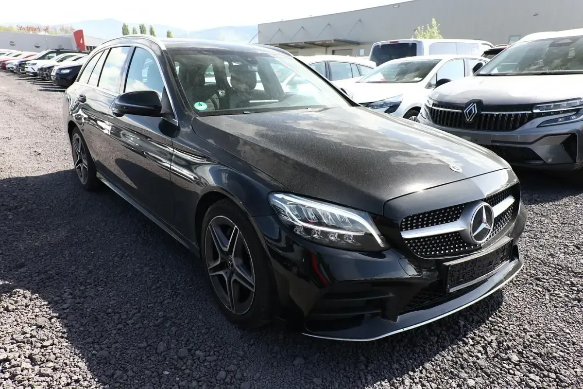 Gebraucht Mercedes C220 AMG line 194 PS (142 kW) 2020 Schwarz Kombi
