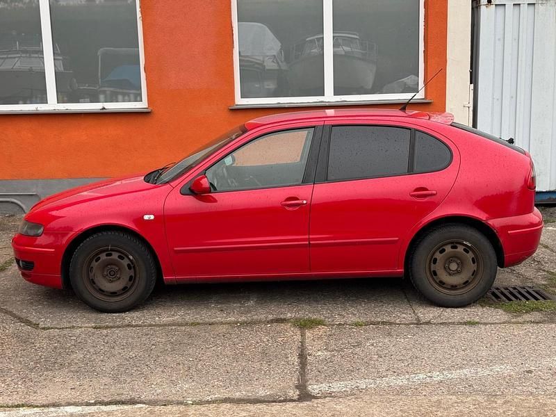 Gebraucht Seat Leon 110 PS (80 kW) 2004 Rot Kleinwagen