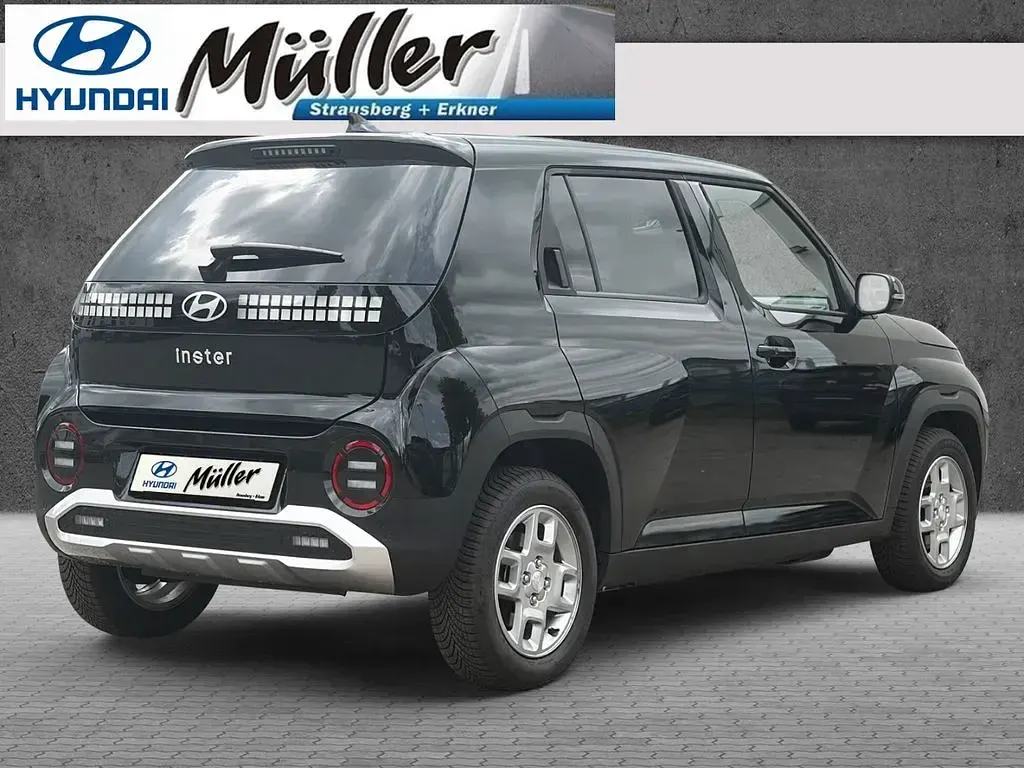 Gebraucht Hyundai Inster Trend 71 kW (97 PS) 2025 Abyss black Kleinwagen