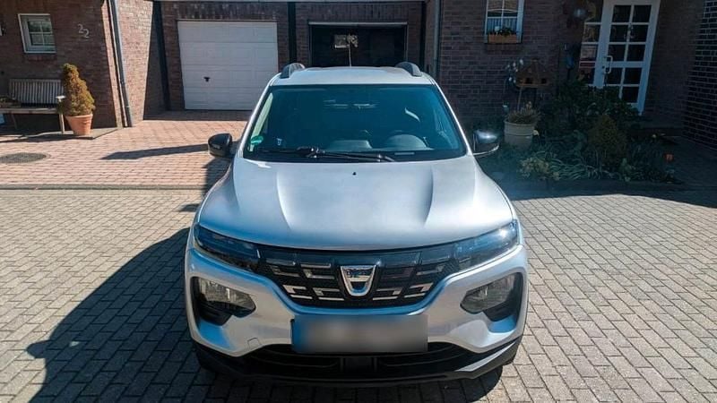 Gebraucht Dacia Spring 19 kW (26 PS) 2022 Silber Kleinwagen