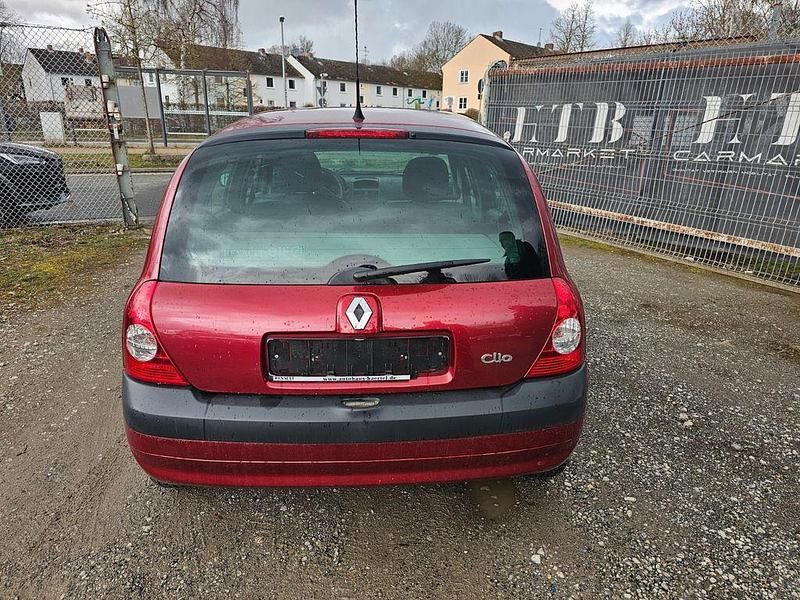 Gebraucht Renault Clio II Basis 58 PS (42 kW) 2001 Rot Limousine