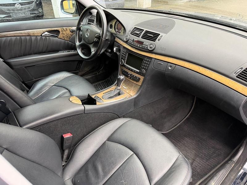 Gebraucht Mercedes E280 190 PS (139 kW) 2009 Grau Kombi