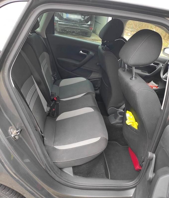 Gebraucht VW Polo 69 PS (50 kW) 2014 Grau Kleinwagen