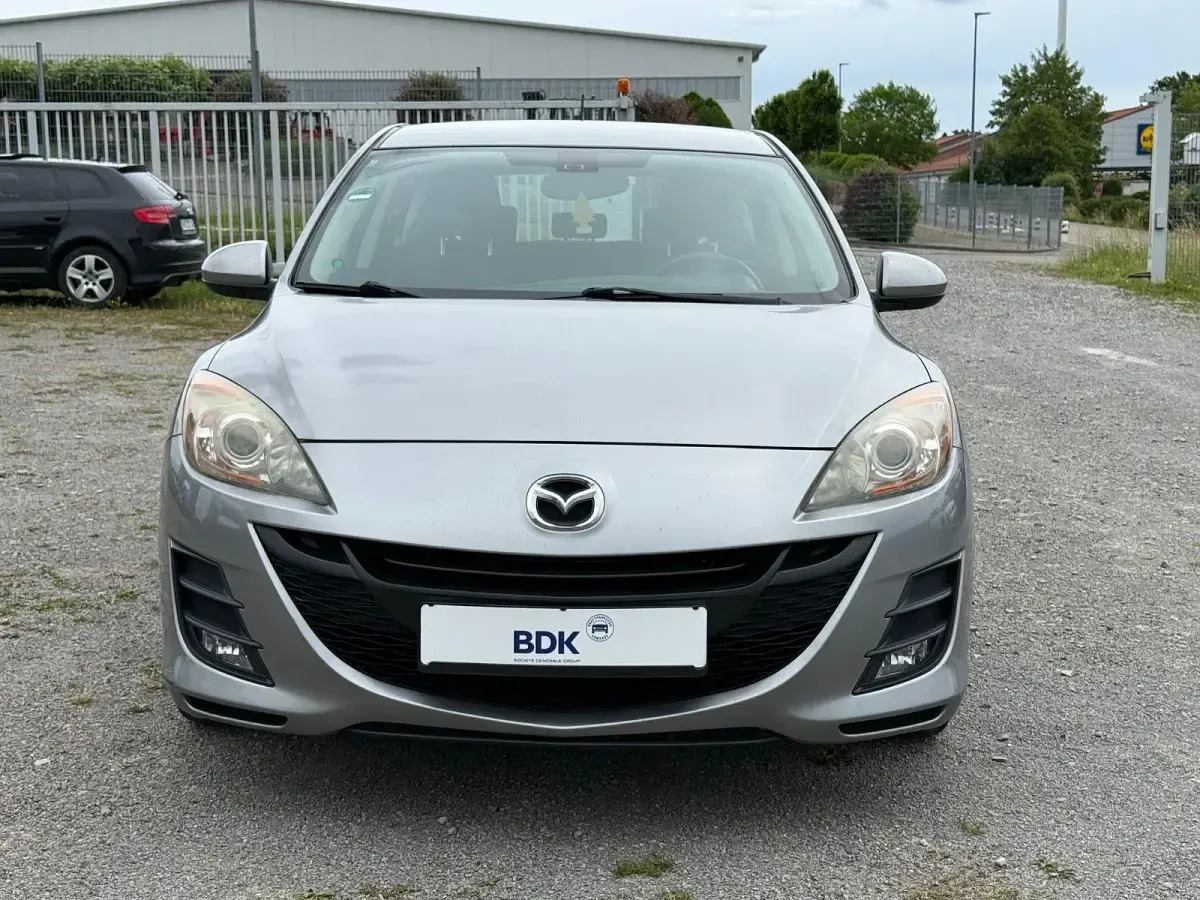 Gebraucht Mazda 3 High 109 PS (80 kW) 2009 Silber Kleinwagen