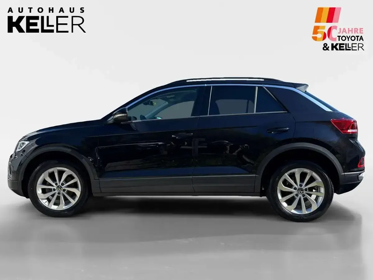 Gebraucht VW T-Roc Life 110 PS (80 kW) 2023 Deep black perleffekt SUV