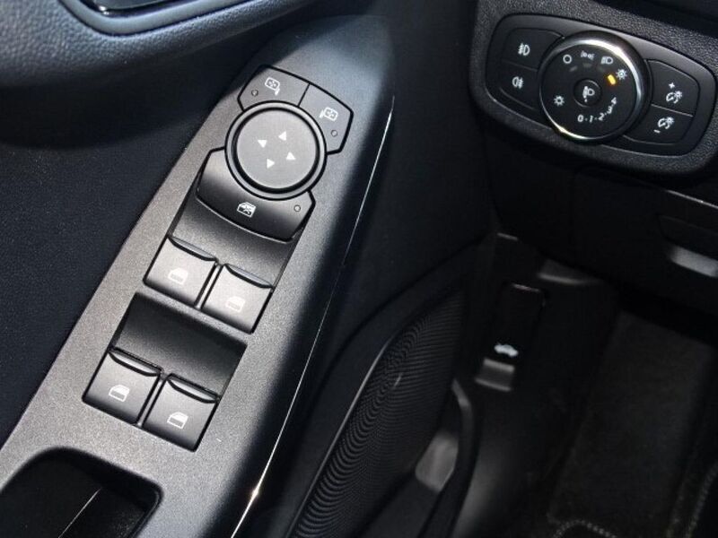 Gebraucht Ford Fiesta Titanium 125 PS (91 kW) 2023 Schwarz Kleinwagen