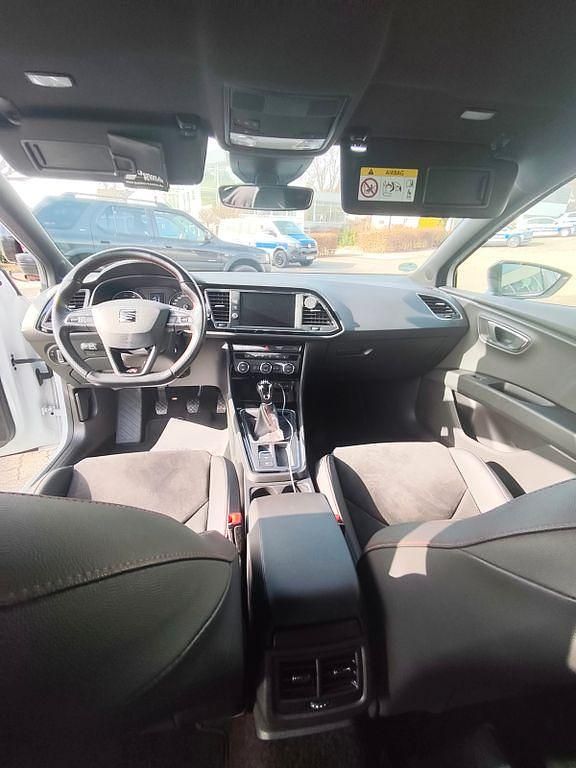 Gebraucht Seat Leon ST FR 131 PS (96 kW) 2020 Weiß Kombi