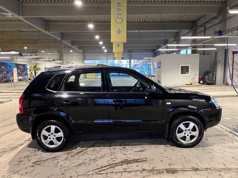 Gebraucht Hyundai Tucson GLS 141 PS (103 kW) 2007 Schwarz SUV
