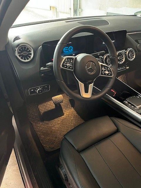 Gebraucht Mercedes EQA350 214 kW (292 PS) 2022 Silber SUV