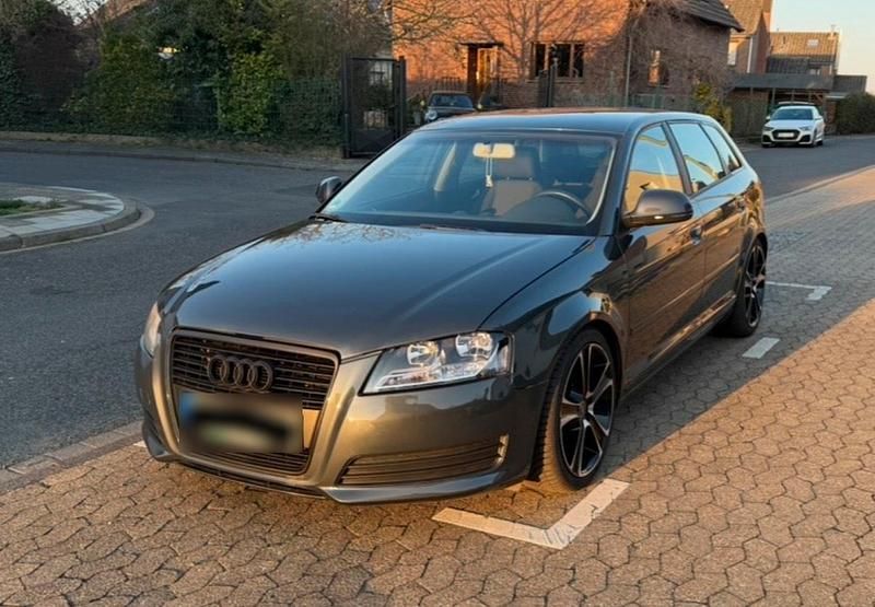 Gebraucht Audi A3 125 PS (91 kW) 2009 Grau Kleinwagen