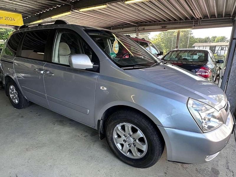 Gebraucht Kia Carnival Basis 185 PS (136 kW) 2007 Diamantsilber met. Van / Kleinbus