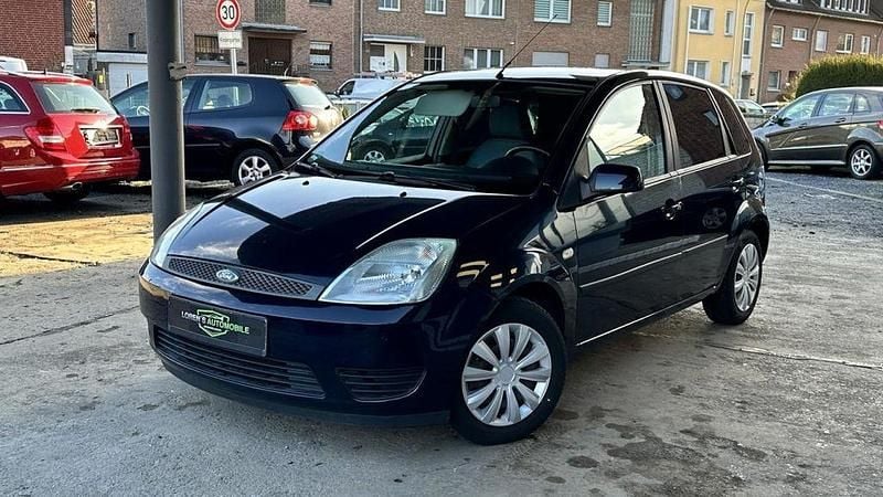 Gebraucht Ford Fiesta 69 PS (50 kW) 2005 Blau Kleinwagen