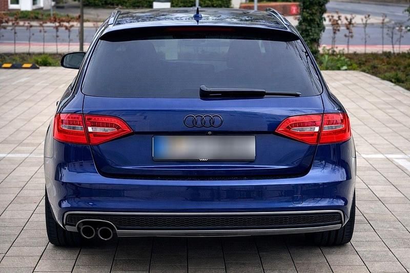 Gebraucht Audi A4 S-Line 150 PS (110 kW) 2015 Blau Kombi