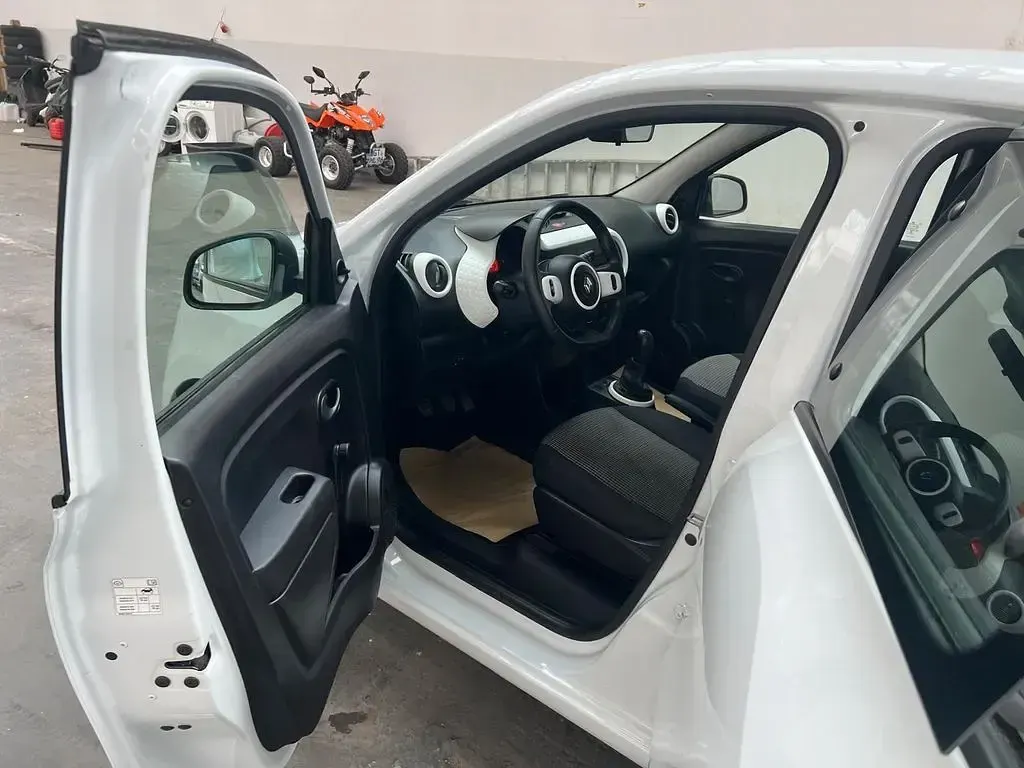 Gebraucht Renault Twingo Experience 90 PS (66 kW) 2016 Weiß Kleinwagen