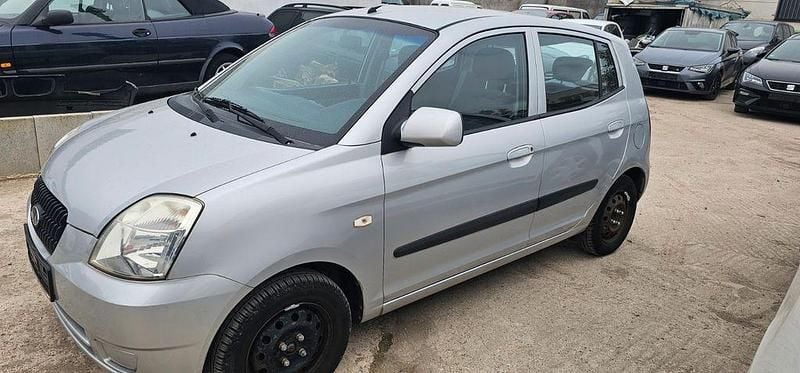 Second-hand Kia Picanto LX 65 CP (47 kW) 2006 Argintiu Hatchback