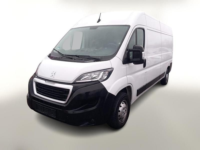Weiss Gebraucht 2023 Peugeot Boxer Van | 22.488 € (Fairer Preis) - Bild 1/4