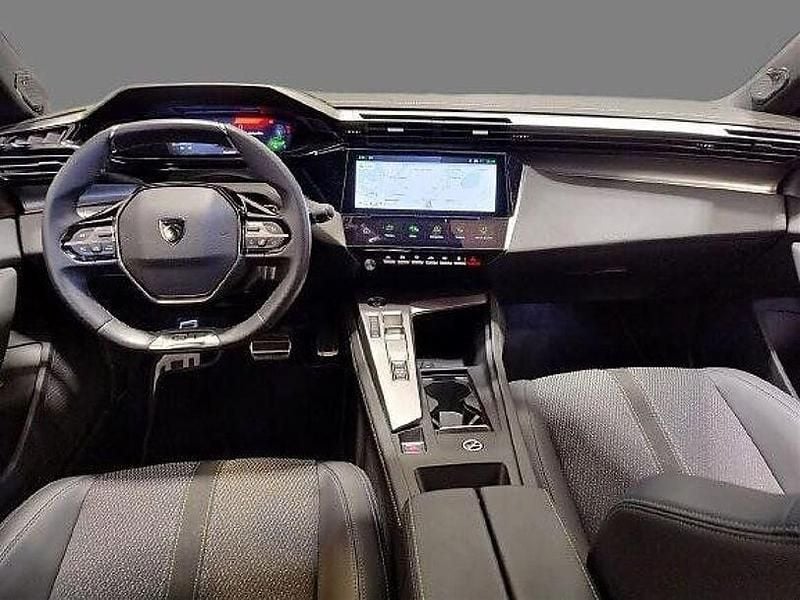 Gebraucht Peugeot 308 GT 131 PS (96 kW) 2024 Blue metallic Kleinwagen