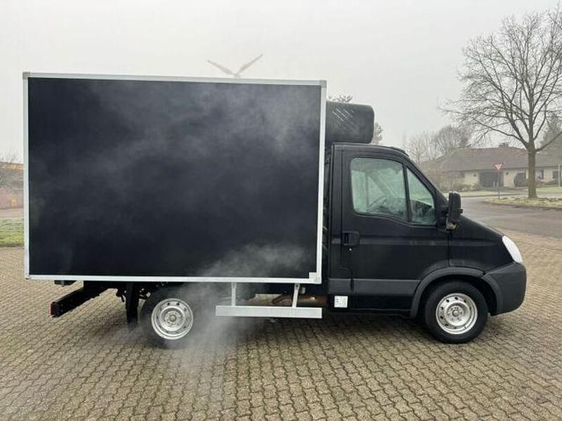 Gebraucht Iveco Daily 126 PS (92 kW) 2010 Weiss Van