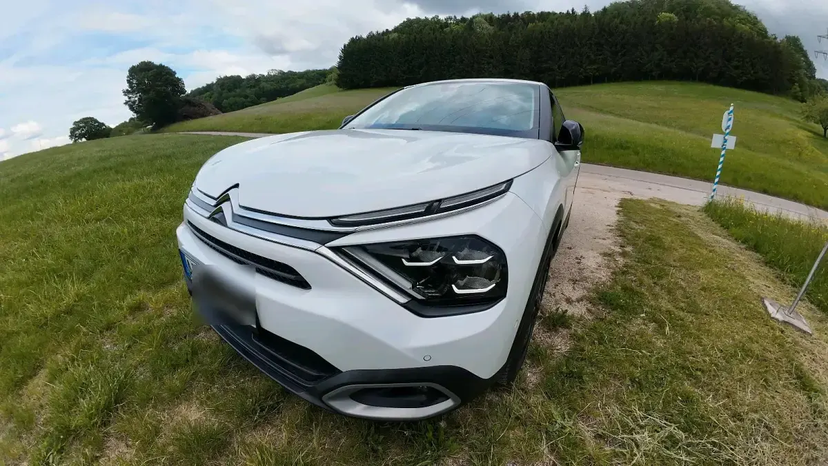 Gebraucht Citroën C4 PureTech 130 PS (95 kW) 2021 Weiß Limousine