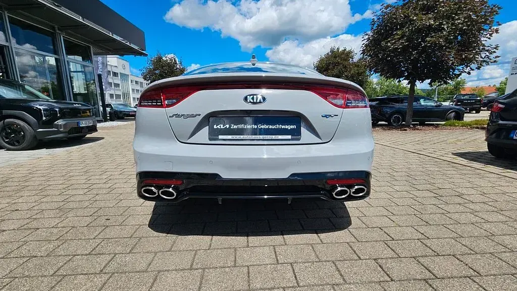 Gebraucht Kia Stinger GT 366 PS (269 kW) 2021 Silber Kleinwagen