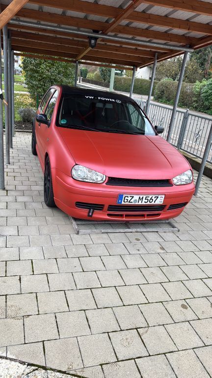 Blau Gebraucht 1999 VW Golf IV Limousine | 1.200 € - Bild 1/4