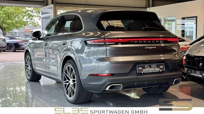 Gebraucht Porsche Cayenne 470 PS (345 kW) 2024 Grau SUV