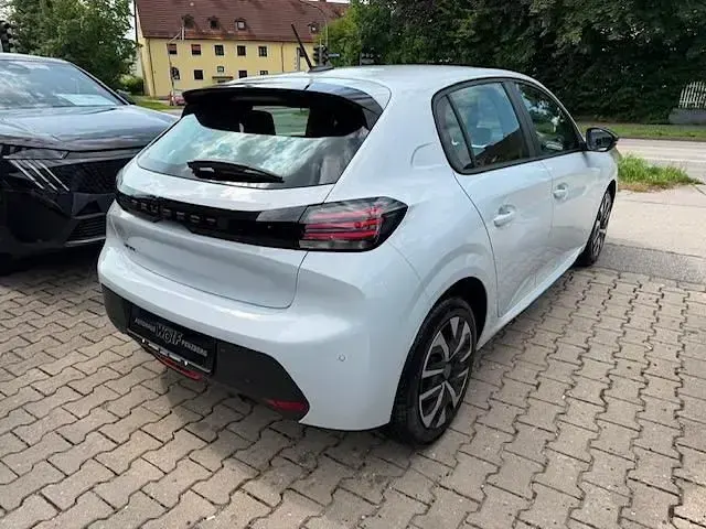 Neu Peugeot 208 Style 101 PS (74 kW) 2026 Weiß Kleinwagen