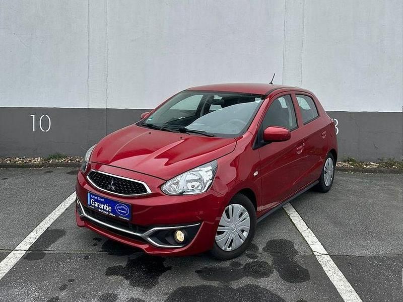 Rot Gebraucht 2017 Mitsubishi Space Star Edition Kleinwagen | 6.590 € (Fairer Preis) - Bild 1/4