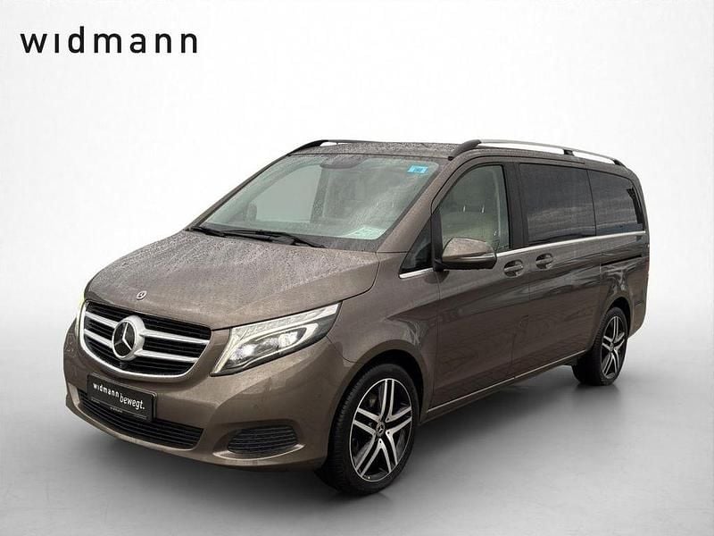 Indiumgrau metallic Gebraucht 2019 Mercedes V250 Avantgarde Edition Van / Kleinbus | 44.850 € (Superpreis) - Bild 1/4