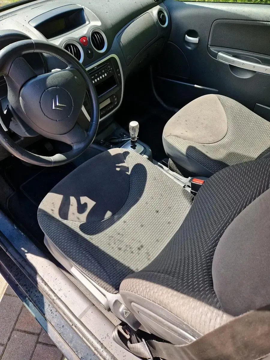 Gebraucht Citroën C2 73 PS (53 kW) 2008 Schwarz Kleinwagen