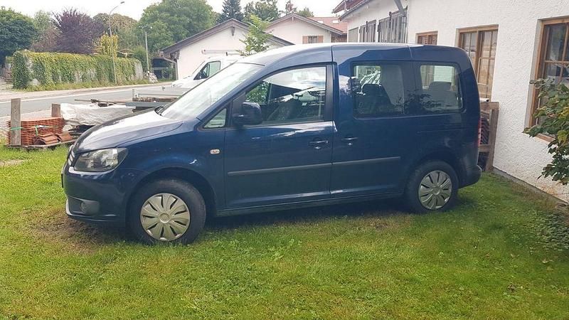 Blau Gebraucht 2011 VW Caddy Comfortline Van / Kleinbus | 3.600 € (Superpreis) - Bild 1/4