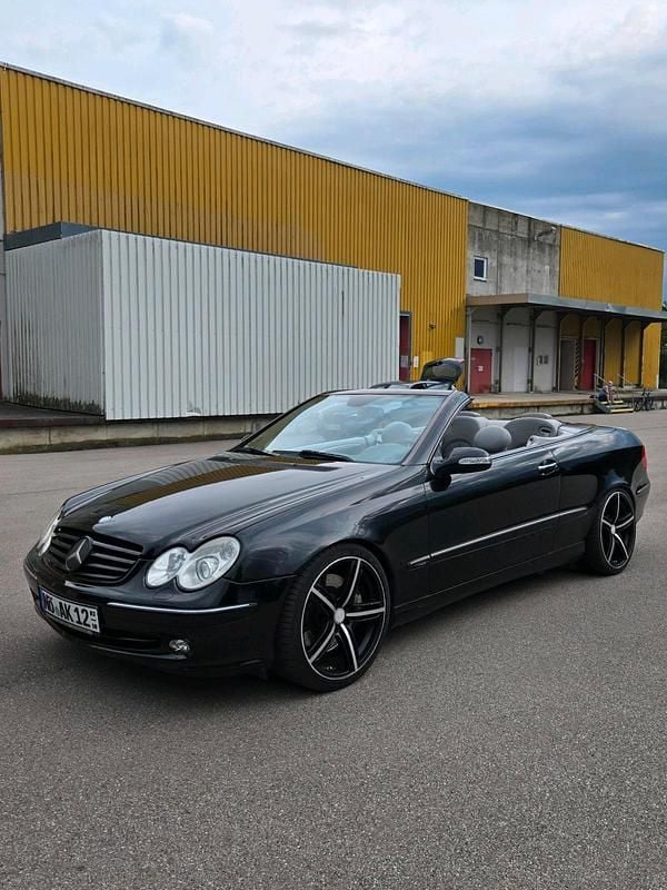 Schwarz Gebraucht 2004 Mercedes CLK500 Avantgarde Cabrio | 9.000 € (Superpreis) - Bild 1/4