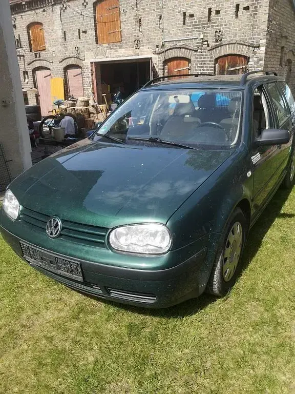 Gebraucht VW Golf IV 75 PS (55 kW) 2001 Grün Kombi