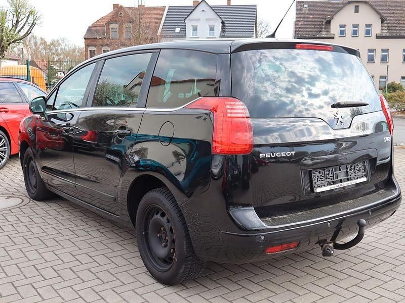 Gebraucht Peugeot 5008 Business-Line 150 PS (110 kW) 2012 Schwarz Van / Kleinbus
