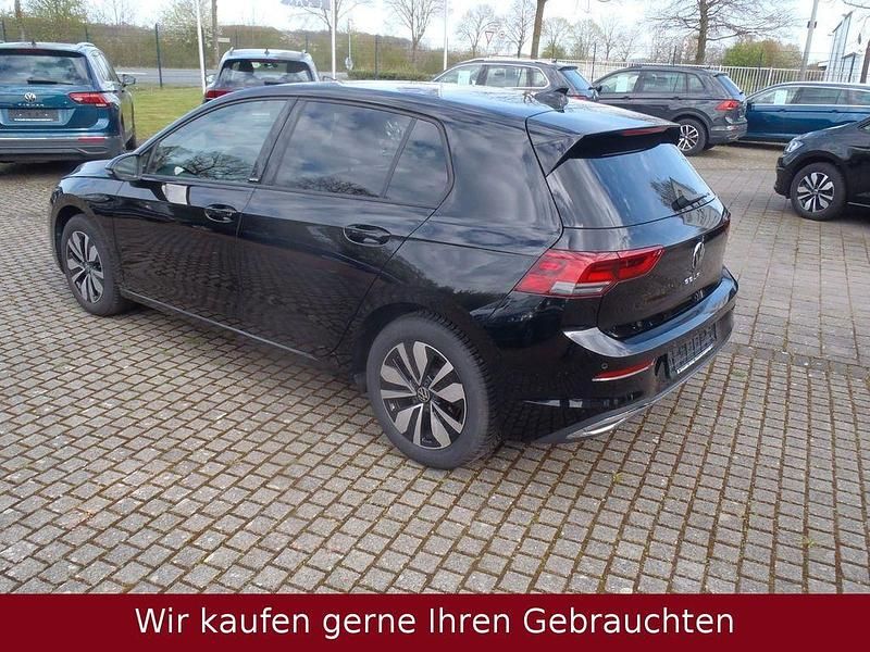 Gebraucht VW Golf VIII Move 150 PS (110 kW) 2025 Schwarz Limousine