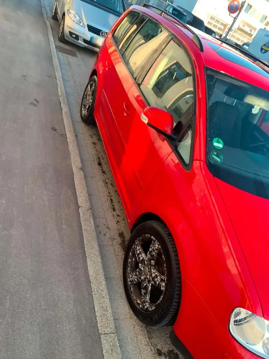 Gebraucht VW Touran 140 PS (102 kW) 2006 Andere farben Van / Kleinbus