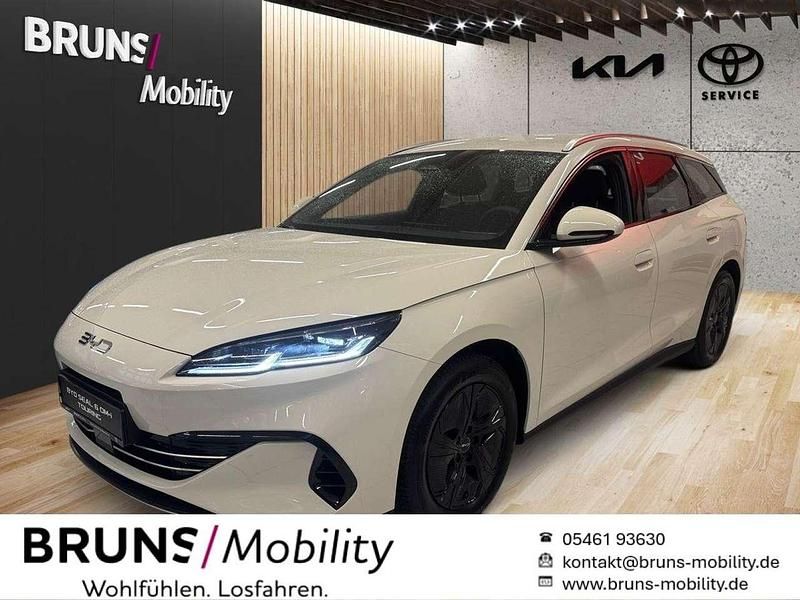 Neu BYD Seal Boost 184 PS (135 kW) 2026 Sandstone Kombi