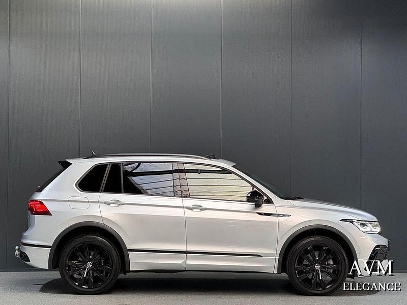 Neu VW Tiguan R-line 200 PS (147 kW) 2025 Silber SUV